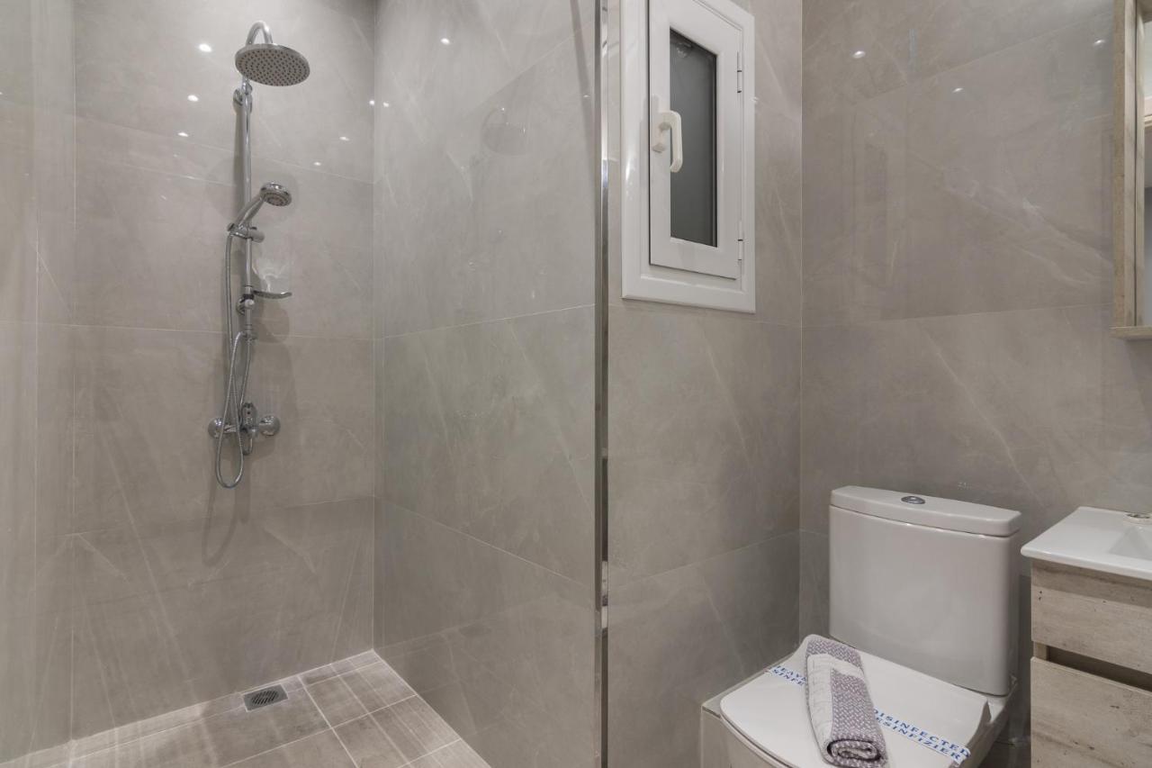 Great Located Apartment For 4Ppl #2 Atene Esterno foto